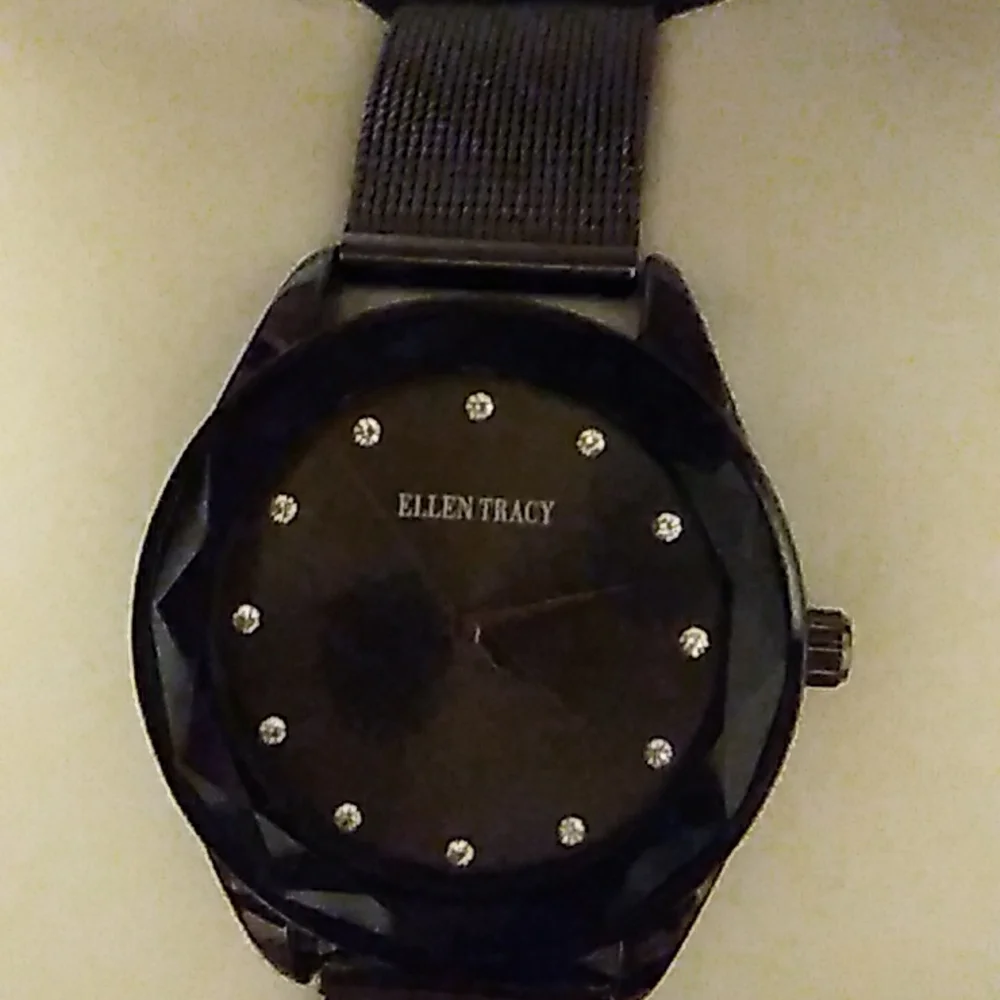 NIB Ellen Tracy Black Watch
